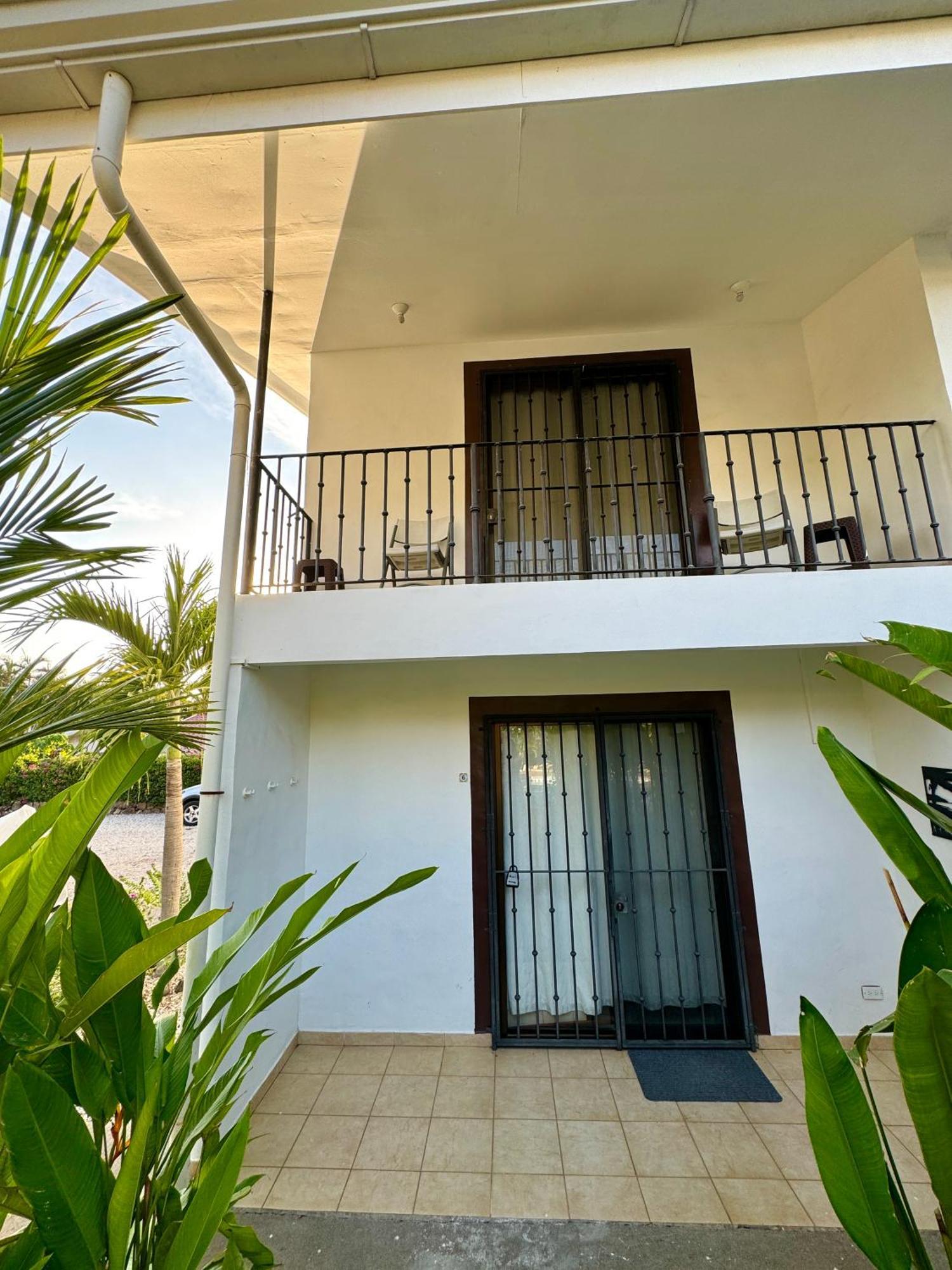 Pura Armonia With Outdoor Patio Coco